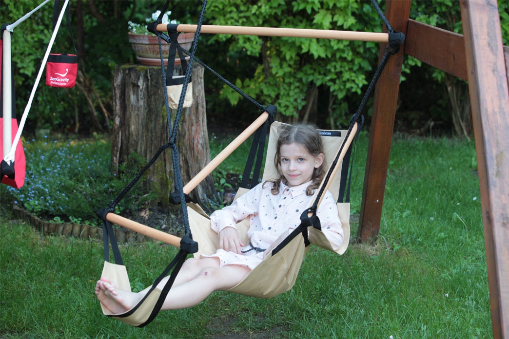 Leisure for all generations: Hanging chair from Zero Gravity