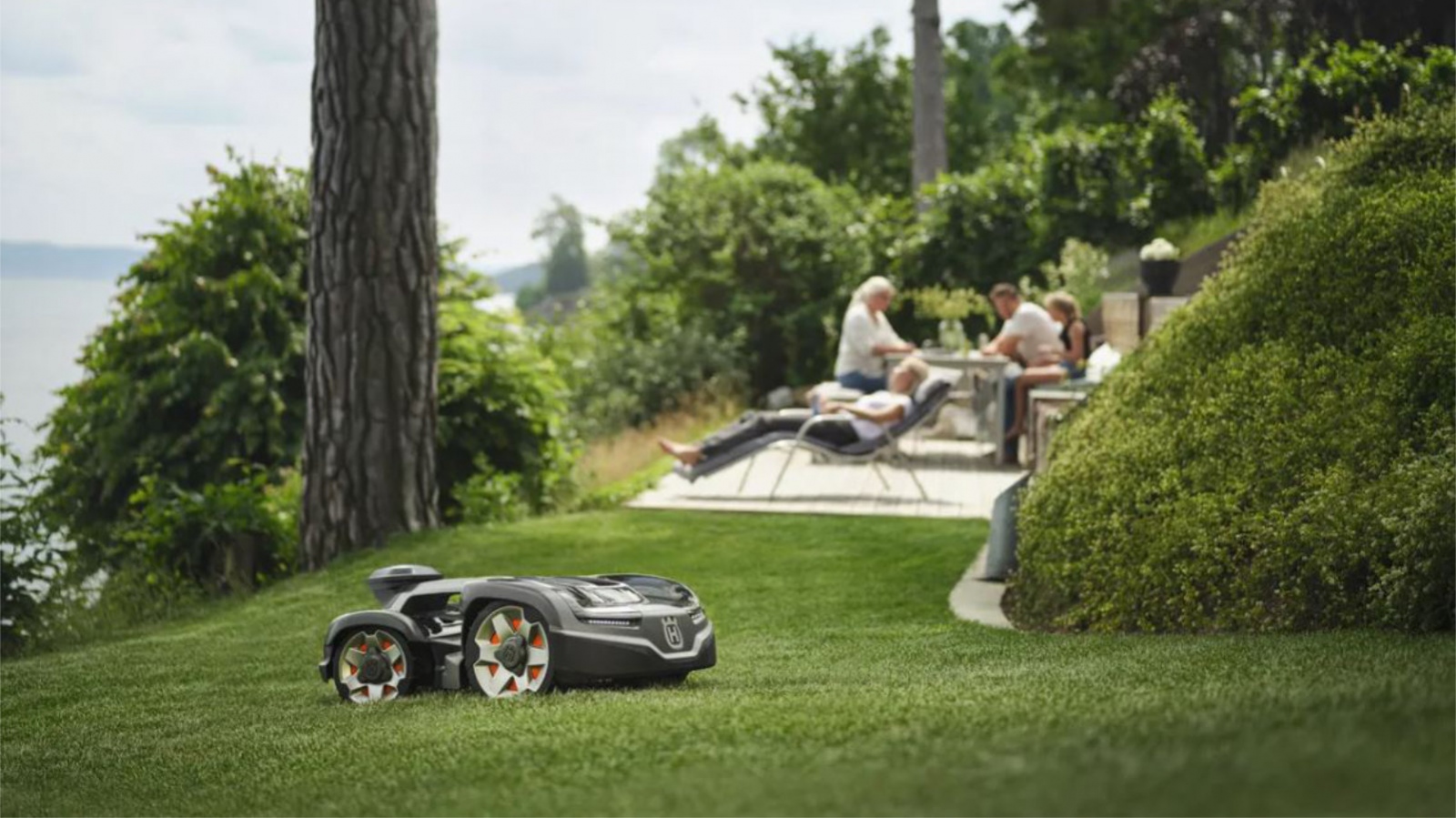 Ismerd meg a Husqvarna robotfűnyírók új generációját!
