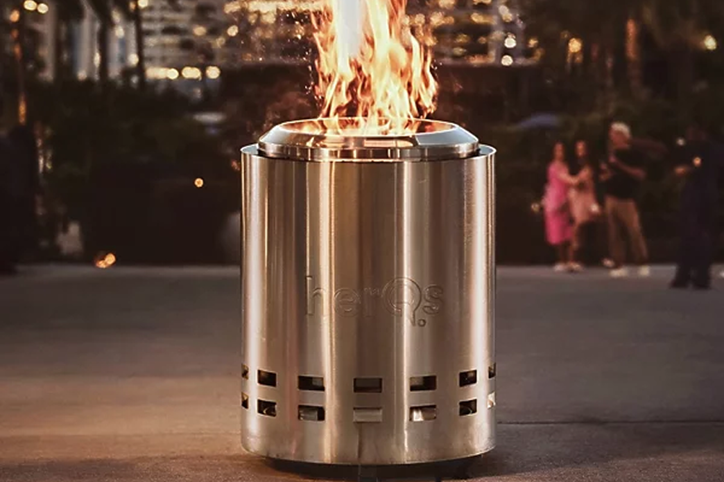 herQs smokeless fire pit - less smoke, more experience