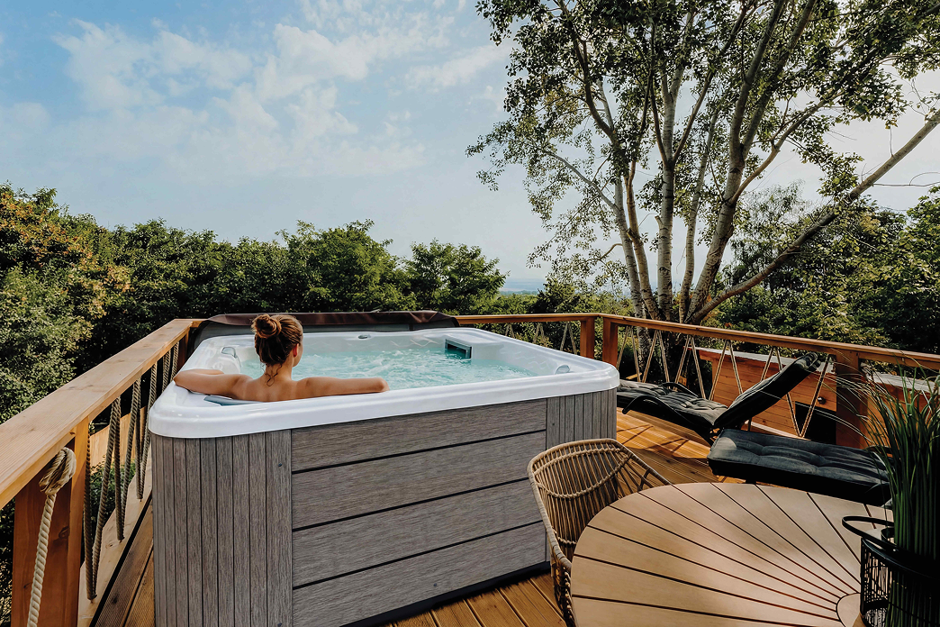 VitalSpa at GardenExpo - exclusive hot tub consultation and on-site discounts